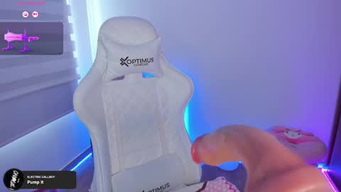 Hanny online show from November 6, 6:03 pm