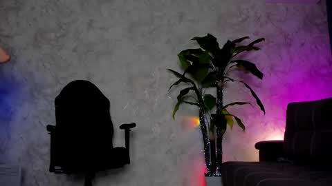 Emma online show from October 23, 4:51 am