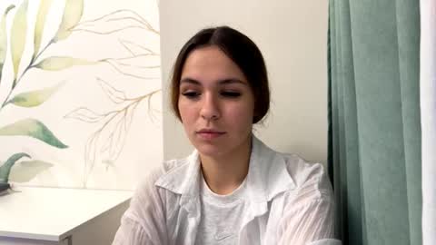 kareentrueax online show from October 14, 8:00 pm