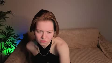 karen_mist online show from May 24, 3:16 am