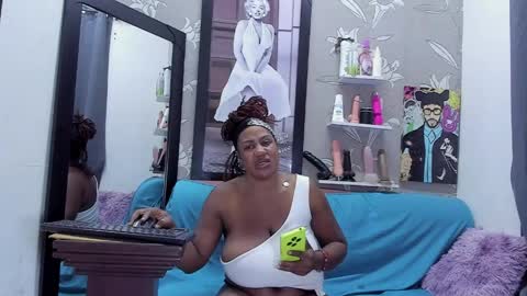 Karen online show from May 15, 10:56 pm