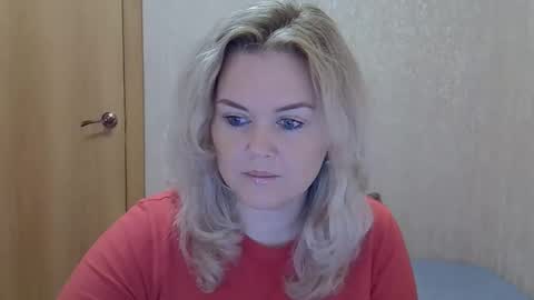 karennelsonx online show from September 26, 12:36 pm