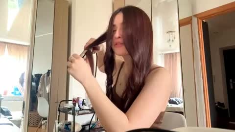 Eva online show from May 26, 11:42 am
