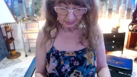 Snapshot of karima_sarabe chatting on February 8, 9:36 pm karima_sarabe online show from February 8, 9:36 pm
