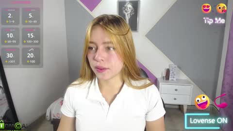 Snapshot of karla_charloby chatting on January 29, 3:26 pm Karla online show from January 29, 3:26 pm