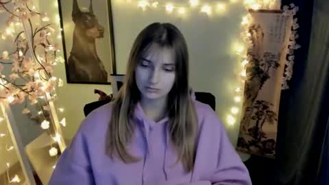 Karla online show from February 4, 1:36 pm