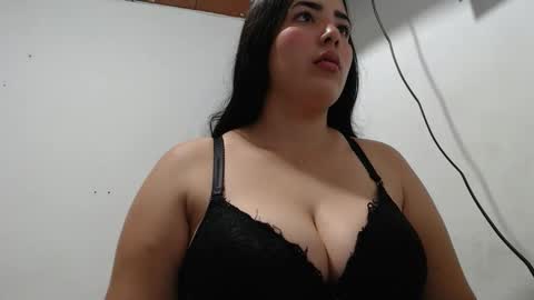 Snapshot of karla_lov3 chatting on September 19, 1:26 am karla_lov3 online show from September 19, 1:26 am