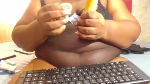 DAHIANA online show from November 9, 2:02 pm