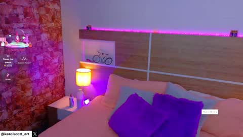 KAROL SCOTT online show from January 6, 8:45 pm