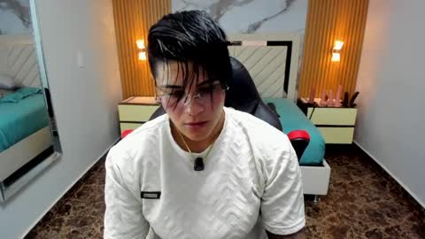 Karoll online show from March 30, 7:35 pm