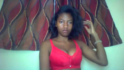 karoliee online show from June 14, 11:10 am