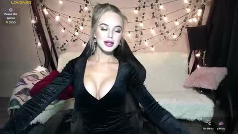 KarolinaHayes online show from September 21, 5:55 pm