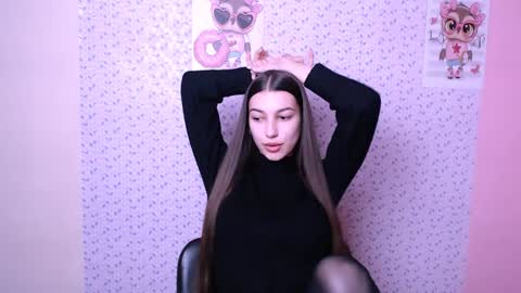 Snapshot of karolinamex_ chatting on December 28, 3:04 pm Karolina online show from December 28, 3:04 pm