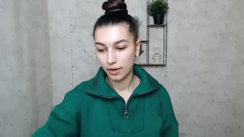 Snapshot of karolinamex_ chatting on March 8, 6:52 am Karolina online show from March 8, 6:52 am
