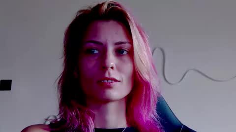 karoline121 online show from November 16, 10:26 am