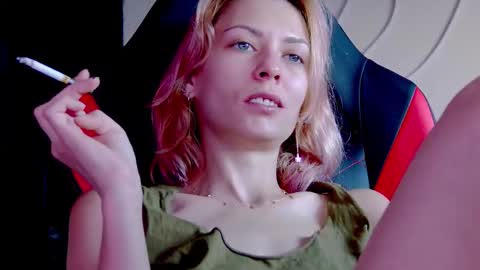 karoline121 online show from November 3, 2:21 pm