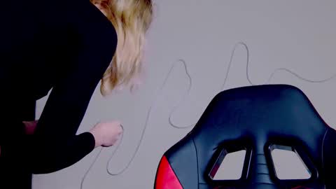 karoline121 online show from November 9, 7:21 pm