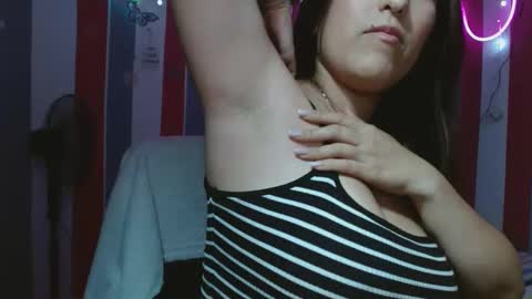 Snapshot of karoline_lovex chatting on October 4, 1:22 am karoline_lovex online show from October 4, 1:22 am