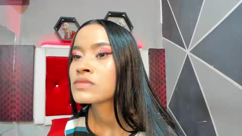 Snapshot of karoll014 chatting on February 20, 12:36 pm Karol online show from February 20, 12:36 pm