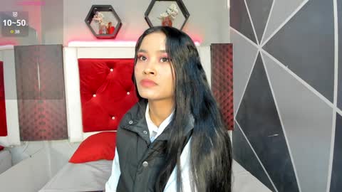 Snapshot of karoll014 chatting on February 1, 11:54 am Karol online show from February 1, 11:54 am