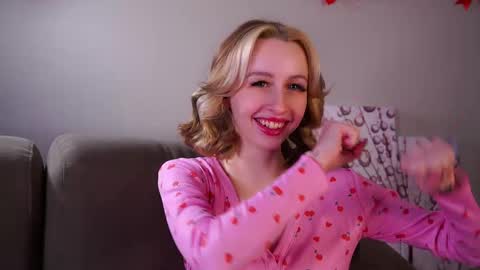 Angel online show from February 22, 1:23 pm