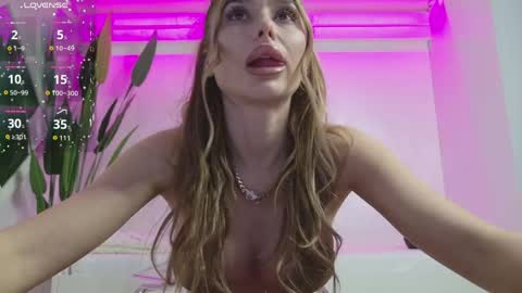 Kasey online show from April 12, 7:49 pm