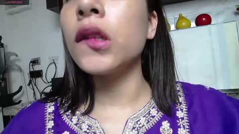 kasvhi online show from May 28, 7:34 pm