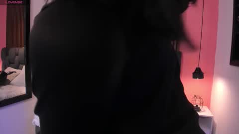 kat_blake online show from November 5, 5:01 am