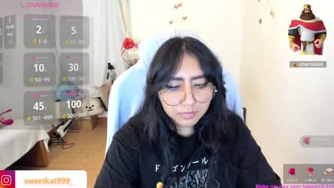 Snapshot of kat_ly_chan chatting on February 21, 2:48 pm Kat       online show from February 21, 2:48 pm