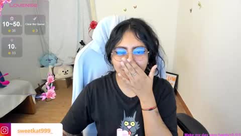 Snapshot of kat_ly_chan chatting on February 15, 7:17 pm Kat       online show from February 15, 7:17 pm