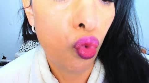 Snapshot of katarina_synnn chatting on March 11, 3:34 pm kata online show from March 11, 3:34 pm