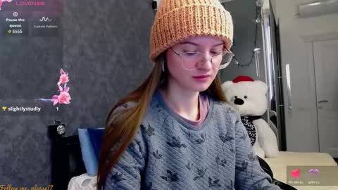 Snapshot of kate_jonson chatting on October 17, 6:38 am .Be kind and gentle with me and I will do my best for you. online show from October 17, 6:38 am