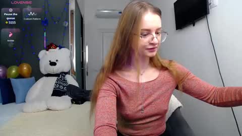Snapshot of kate_jonson chatting on February 14, 8:21 am .Be kind and gentle with me and I will do my best for you. online show from February 14, 8:21 am