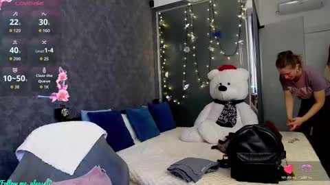 Snapshot of kate_jonson chatting on October 18, 6:49 am .Be kind and gentle with me and I will do my best for you. online show from October 18, 6:49 am