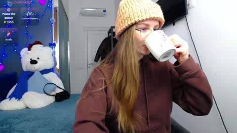 Snapshot of kate_jonson chatting on January 14, 8:20 am .Be kind and gentle with me and I will do my best for you. online show from January 14, 8:20 am