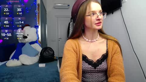 Snapshot of kate_jonson chatting on January 13, 2:53 pm .Be kind and gentle with me and I will do my best for you. online show from January 13, 2:53 pm