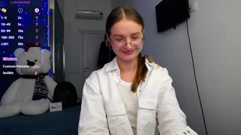Snapshot of kate_jonson chatting on March 10, 12:06 pm .Be kind and gentle with me and I will do my best for you. online show from March 10, 12:06 pm