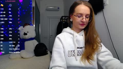 Snapshot of kate_jonson chatting on January 21, 8:08 am .Be kind and gentle with me and I will do my best for you. online show from January 21, 8:08 am