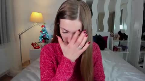 Snapshot of kate_redgar chatting on January 15, 6:19 pm kate_redgar online show from January 15, 6:19 pm