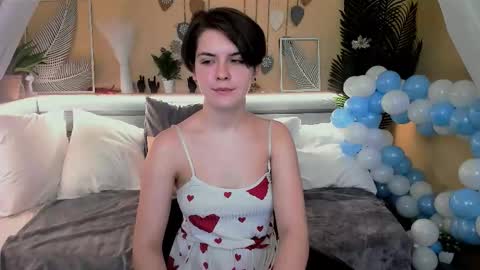 kate_viz online show from March 4, 8:43 am