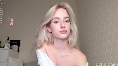    online show from December 13, 10:05 pm