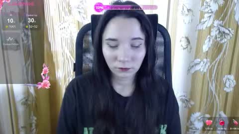 Snapshot of katecrash chatting on September 25, 10:25 am YourKate online show from September 25, 10:25 am