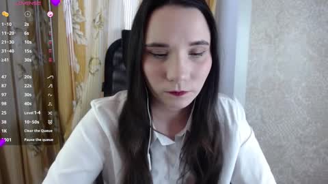 Snapshot of katecrash chatting on March 1, 12:45 pm YourKate online show from March 1, 12:45 pm