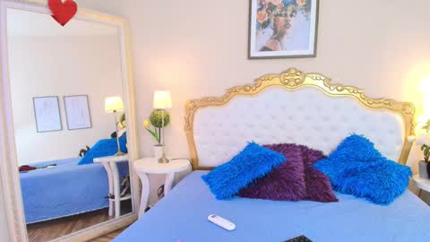 katee Martinez online show from February 24, 7:45 pm