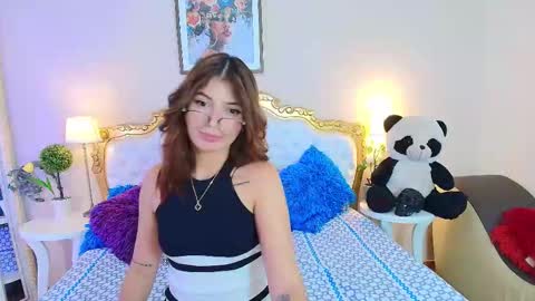 katee Martinez online show from November 20, 5:58 pm