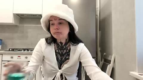 Milana online show from January 19, 7:04 am