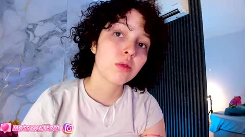 Im Katherine but call me Kate  online show from January 26, 12:11 pm