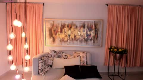 K A T E  online show from February 25, 11:32 am