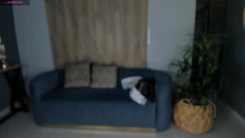 K A T E  online show from March 6, 9:47 am