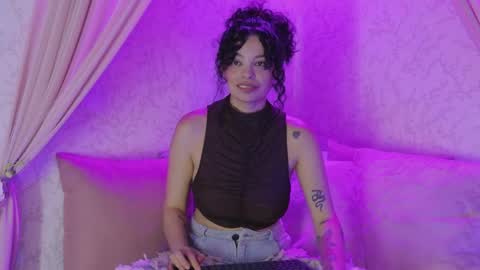 KatheGomez  online show from June 1, 2:35 am